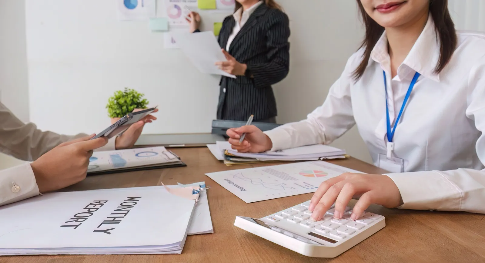 Master the Essentials of Payroll Management for Thai SMEs