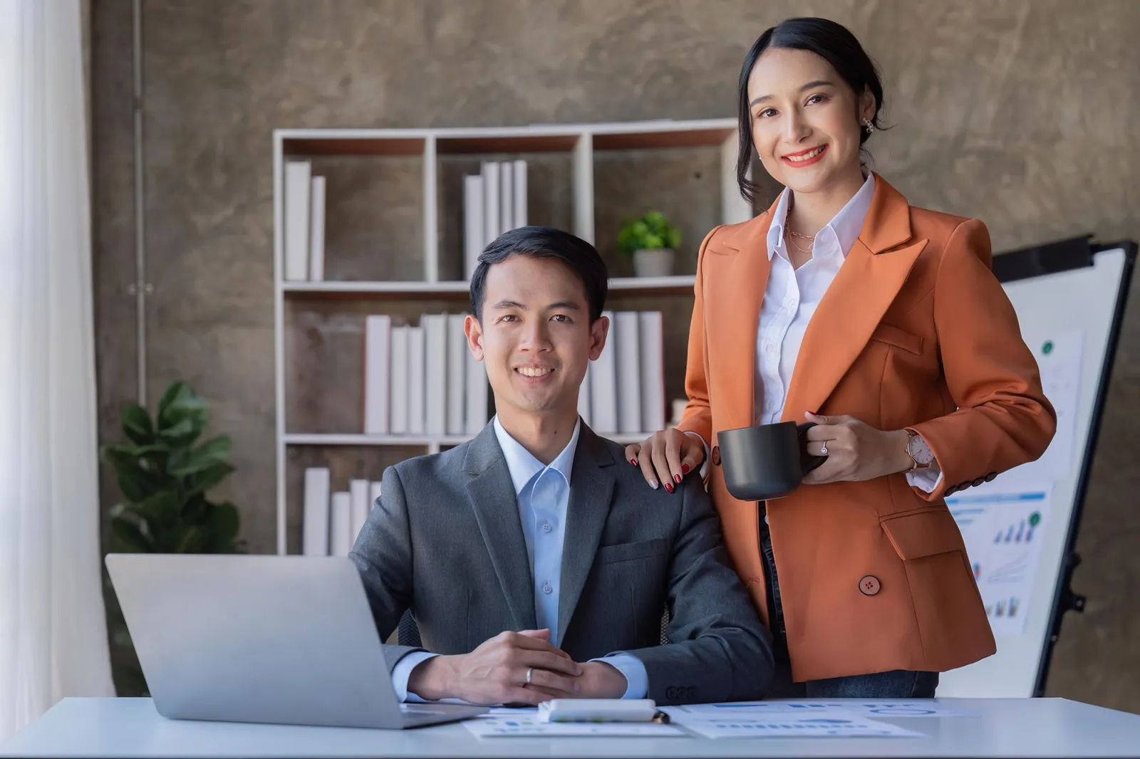 Part-Time CFOs from Plizz: A Game Changer for Your SME's Growth in Thailand