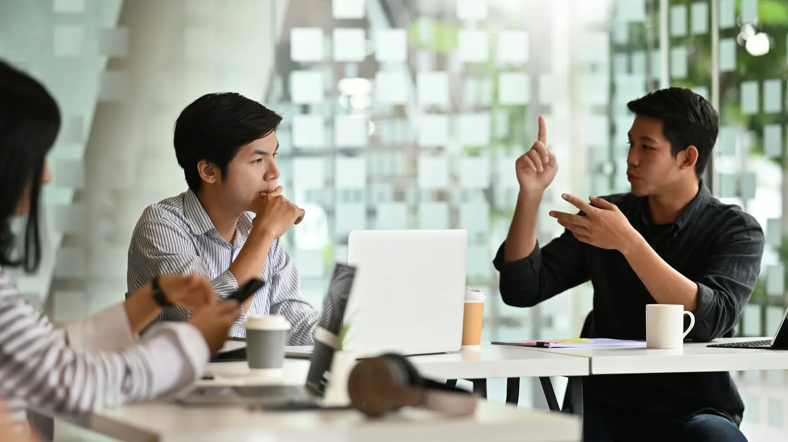 Ultimate Checklist for New Thai SMEs: Set Up & Succeed with Plizz's Guidance